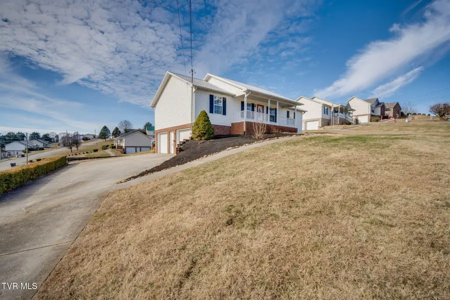 1443 Lonesome Oak Lane, Russellville, TN 37860 - Image #2