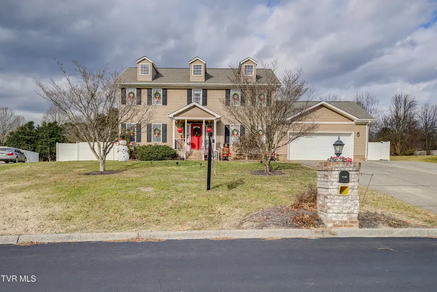 308 Autumn Circle, Bluff City, TN 37618 - Image #2