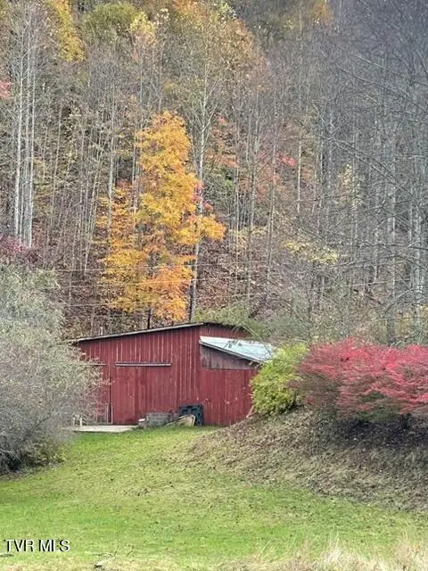 349 Miller Road, Trade, TN 37691 - Image #3