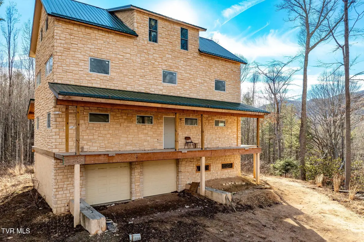 324 Allen Snyder Road, Trade, TN 37691 - Image #1