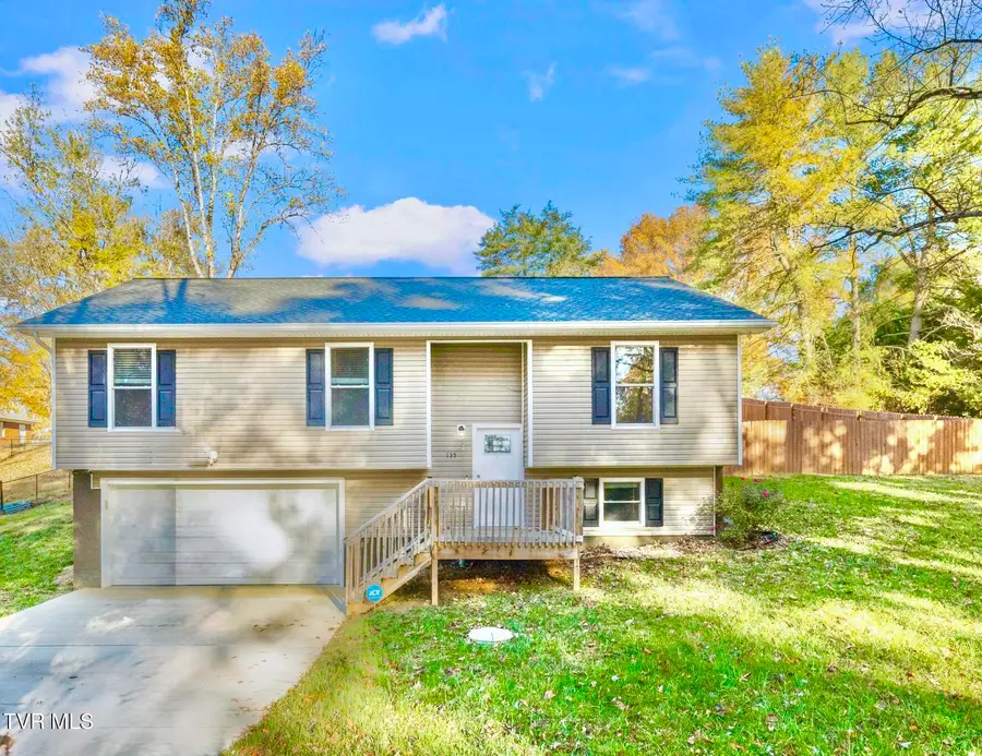 135 Woodcrest Drive, Greeneville, TN 37745 - Image #2