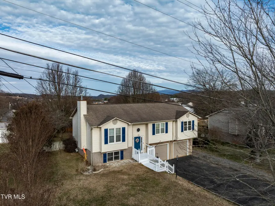 134 Tucker Lane, Johnson City, TN 37601 - Image #2