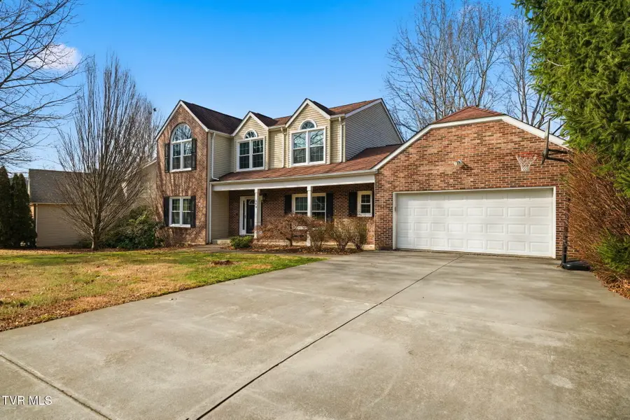 203 Glen Oaks Drive, Johnson City, TN 37615 - Image #3
