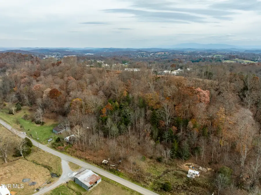 188 Possum Hollow Road, Johnson City, TN 37615 - Image #2