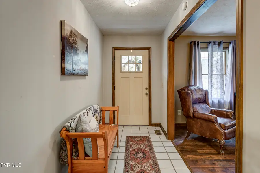 257 Cripple Creek Loop, Watauga, TN 37694 - Image #3