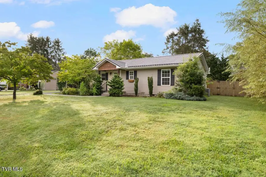 1318 Oxford Place, Johnson City, TN 37601 - Image #2