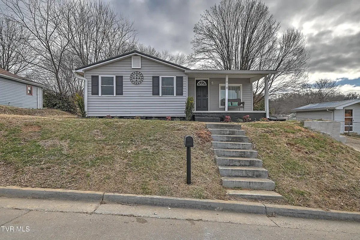 918 South Cedar Avenue, Elizabethton, TN 37643 - Image #1