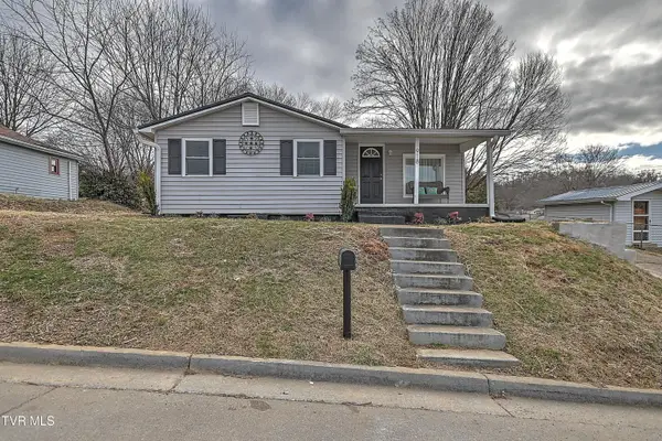 918 South Cedar Avenue, Elizabethton, TN 37643