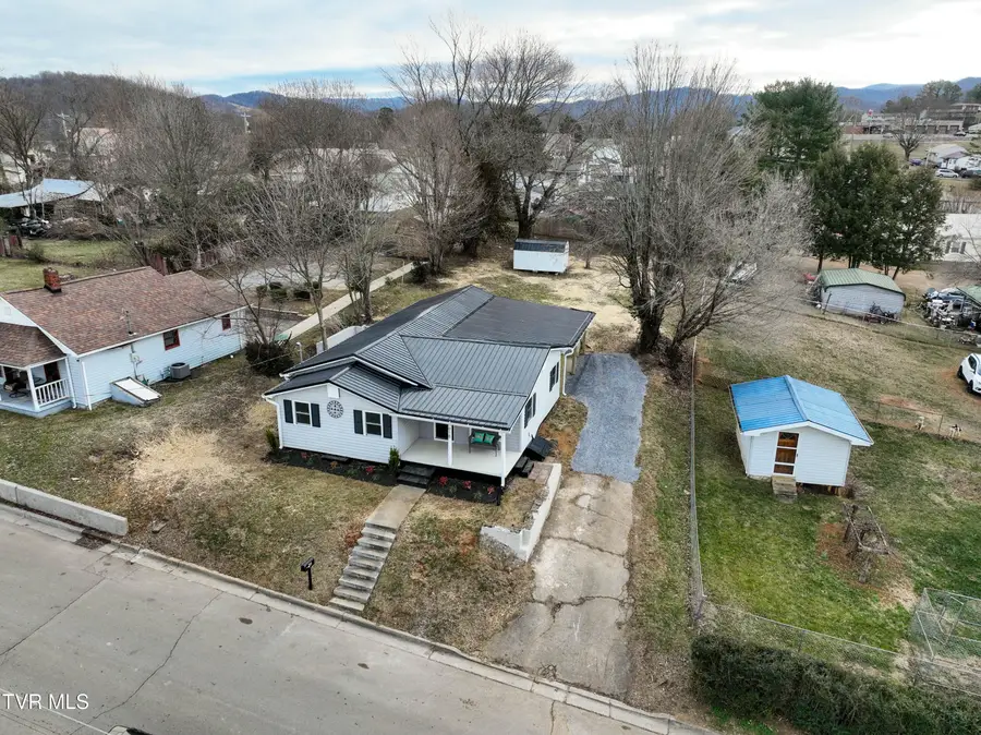 918 South Cedar Avenue, Elizabethton, TN 37643 - Image #2