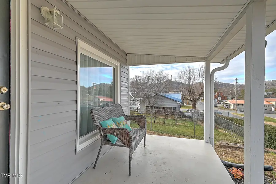 918 South Cedar Avenue, Elizabethton, TN 37643 - Image #3