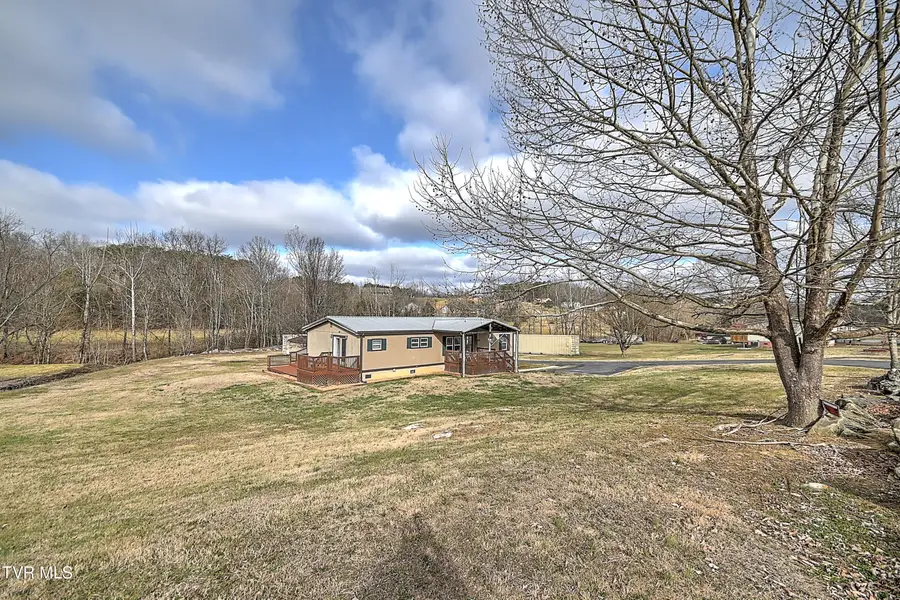 1096 Old Elizabethton Highway, Bluff City, TN 37618 - Image #3