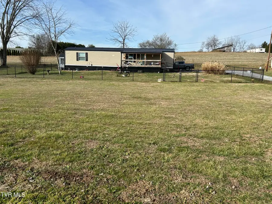 45 Chickadee Road, Afton, TN 37616 - Image #2