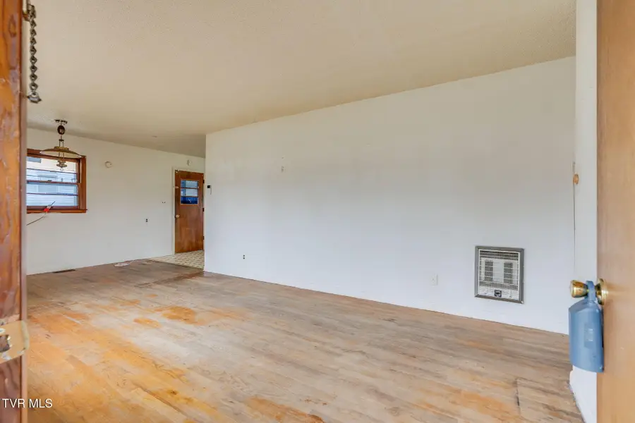 2009 Indian Ridge Road, Johnson City, TN 37604 - Image #3