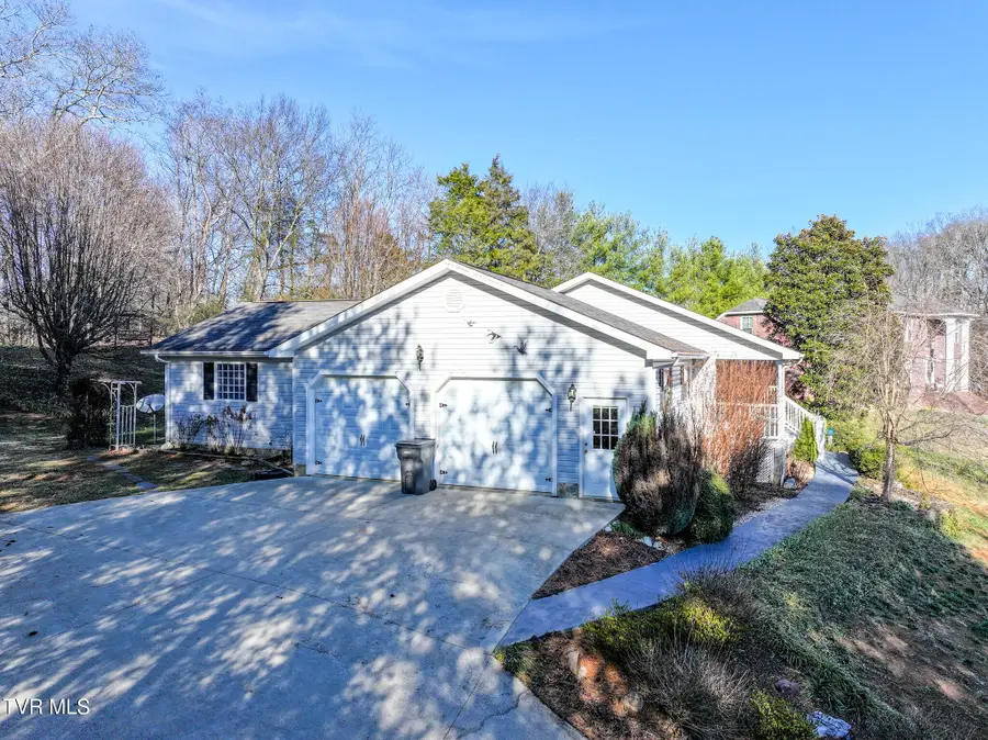 32 Capri Drive, Greeneville, TN 37745 - Image #3