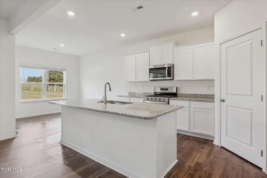 551 Fieldcrest Road, Blountville, TN 37617 - Image #2