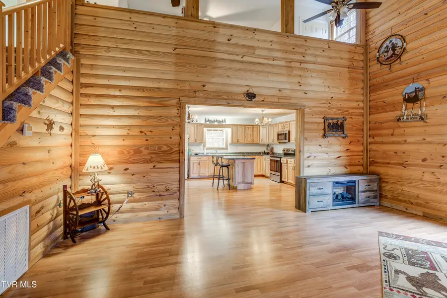 109 Triangle B Drive, Erwin, TN 37650 - Image #2