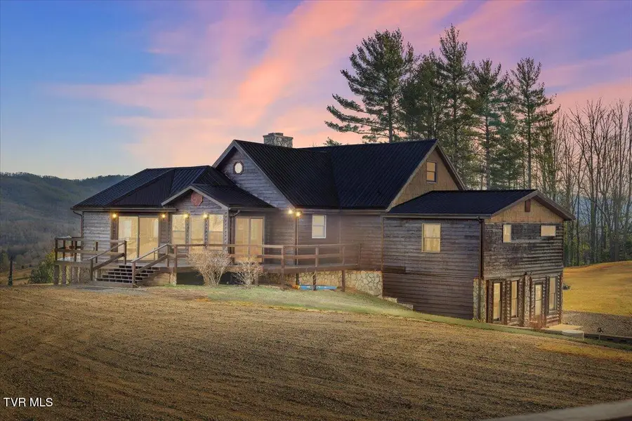 620 Swift Hollow Lane, Mountain City, TN 37683 - Image #2