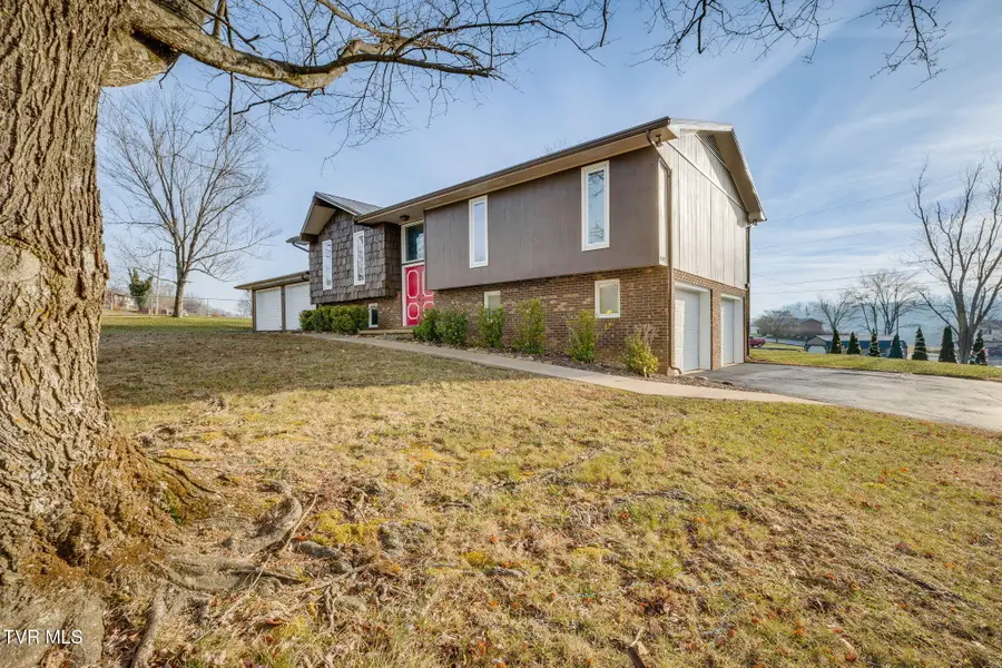 485 Old Hickory Circle, Mount Carmel, TN 37645 - Image #3