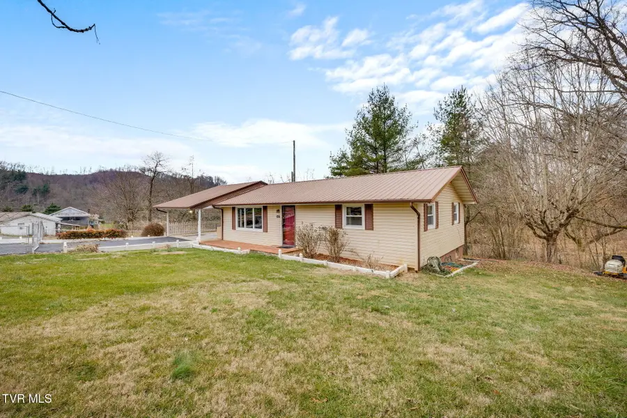 165 Astor Dr Drive, Gate City, VA 24251 - Image #2