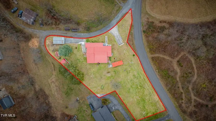 125 Squirrel Haven Drive, Nickelsville, VA 24271 - Image #2