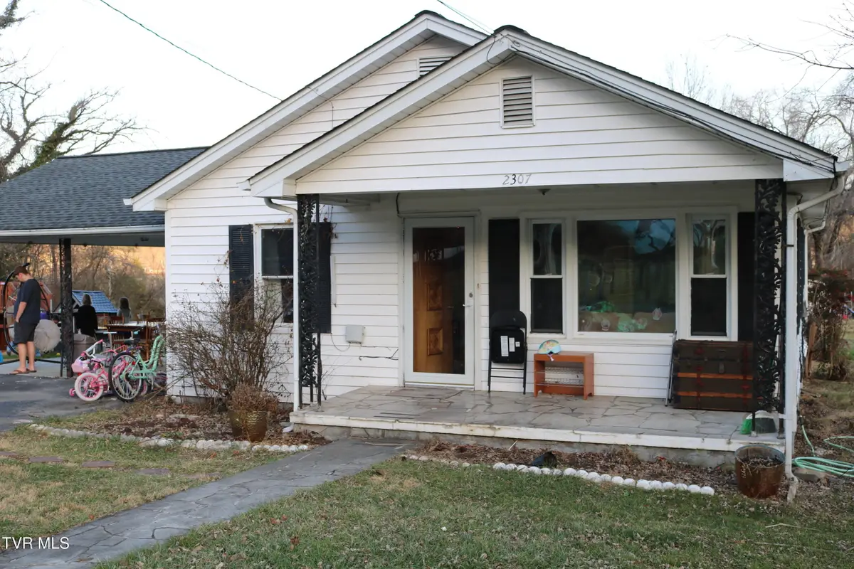 2307 Stafford Lane, Elizabethton, TN 37643 - Image #1