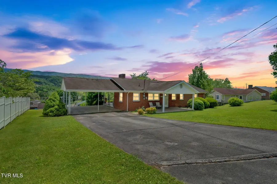 135 Lively Street, Lebanon, VA 24266 - Image #3