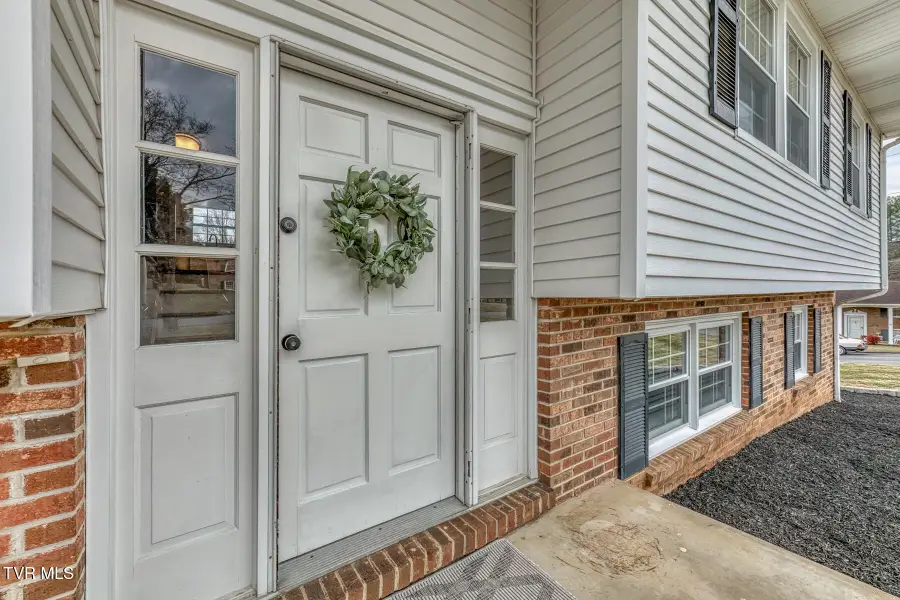 110 Hazelwood Drive, Gray, TN 37615 - Image #2