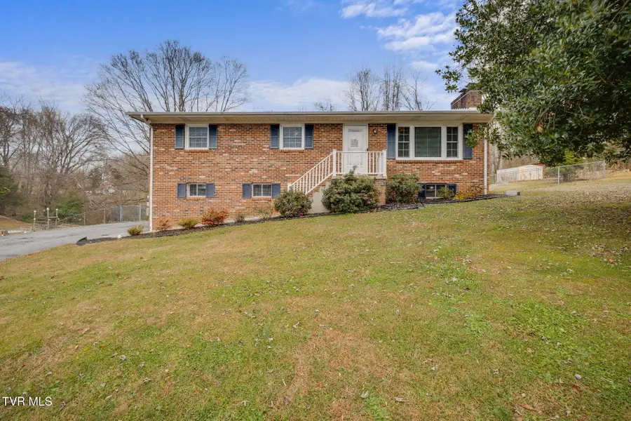 237 Paramount Drive, Bristol, TN 37620 - Image #2