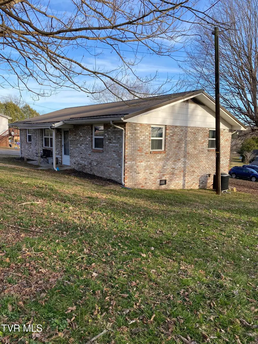 147 Third Street, Jonesville, VA 24263 - Image #2