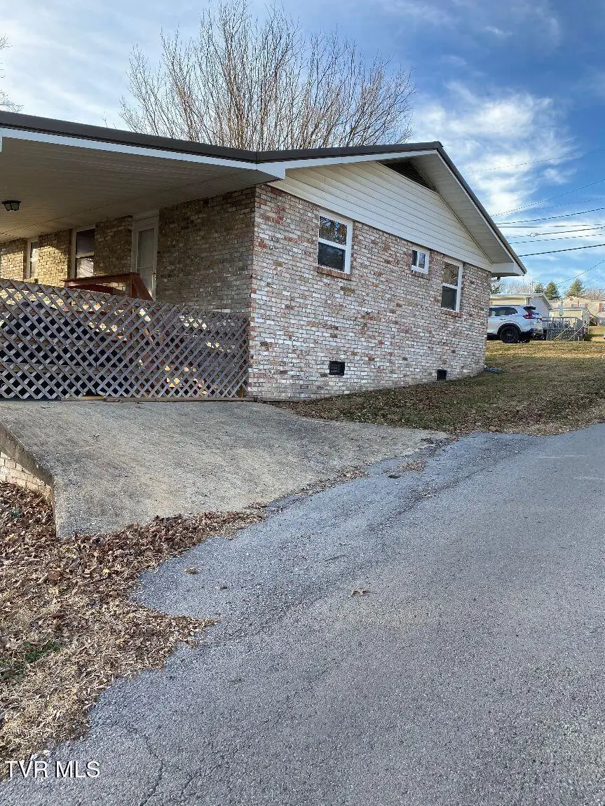 147 Third Street, Jonesville, VA 24263 - Image #3