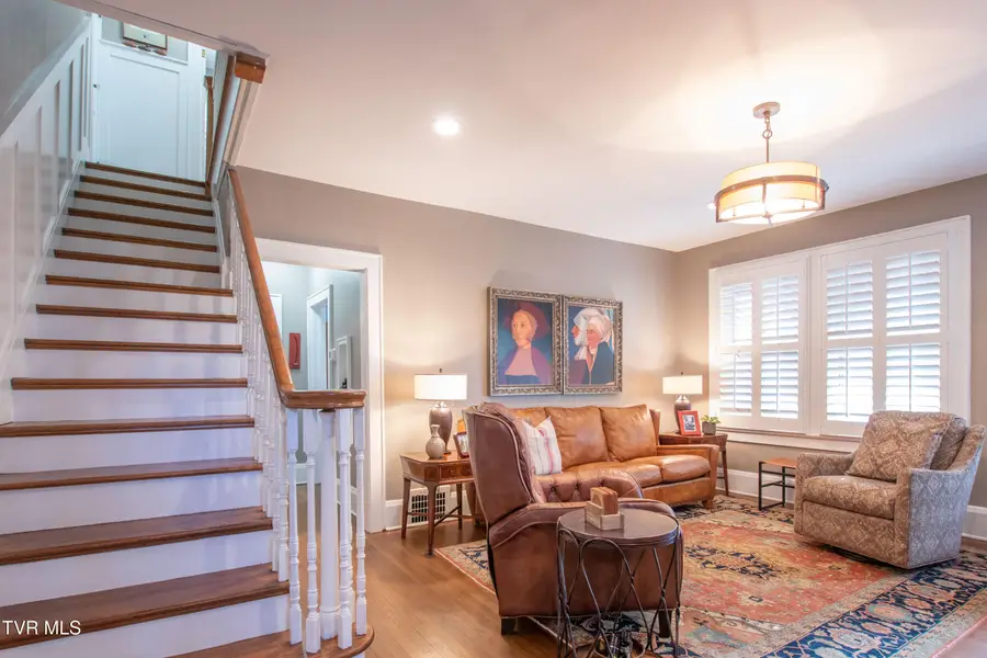 224 Northwest Mason Place, Abingdon, VA 24210 - Image #2