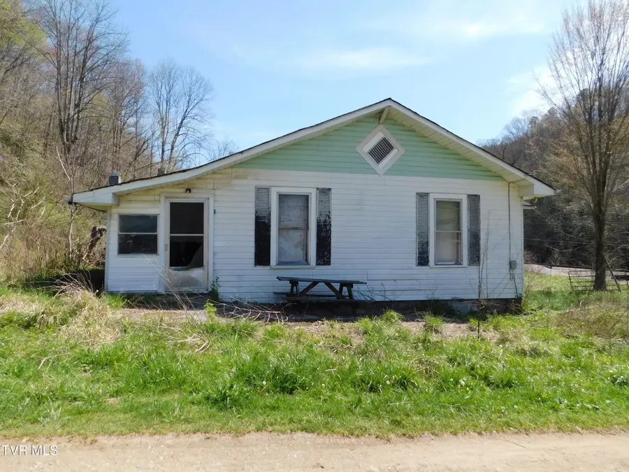 132 Marigold Drive, Saint Charles, VA 24282 - Image #2