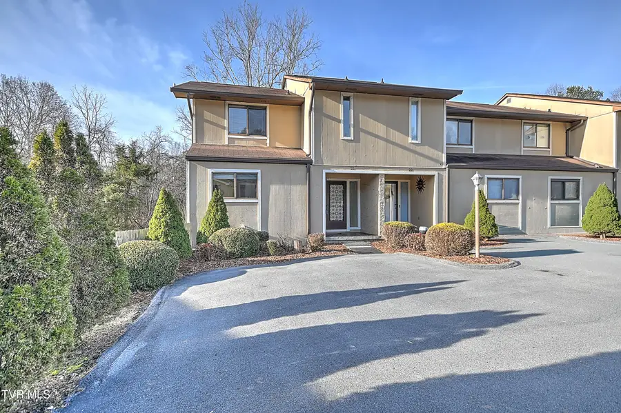 605 Redstone Drive #21, Bristol, TN 37620 - Image #3