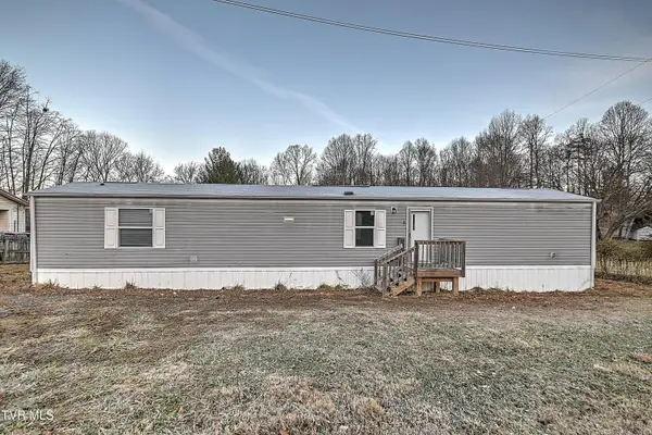 374 Bill Bennett Road, Johnson City, TN 37604
