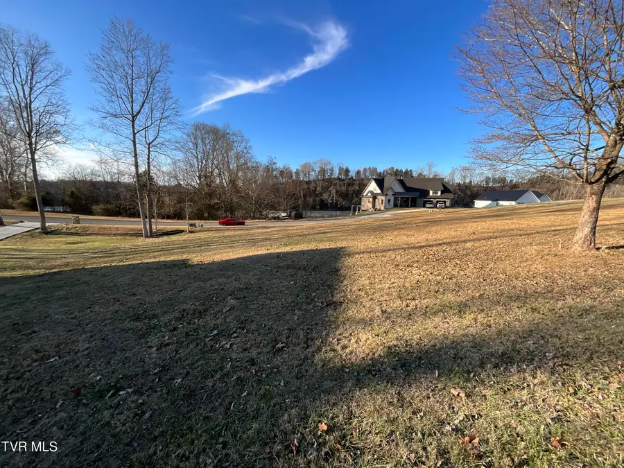 1125 Reynolds Road, Piney Flats, TN 37686 - Image #2