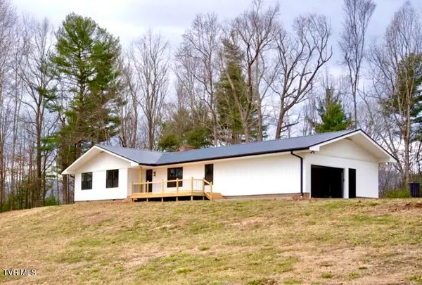 256 William Hawkins Lane, Mountain City, TN 37683