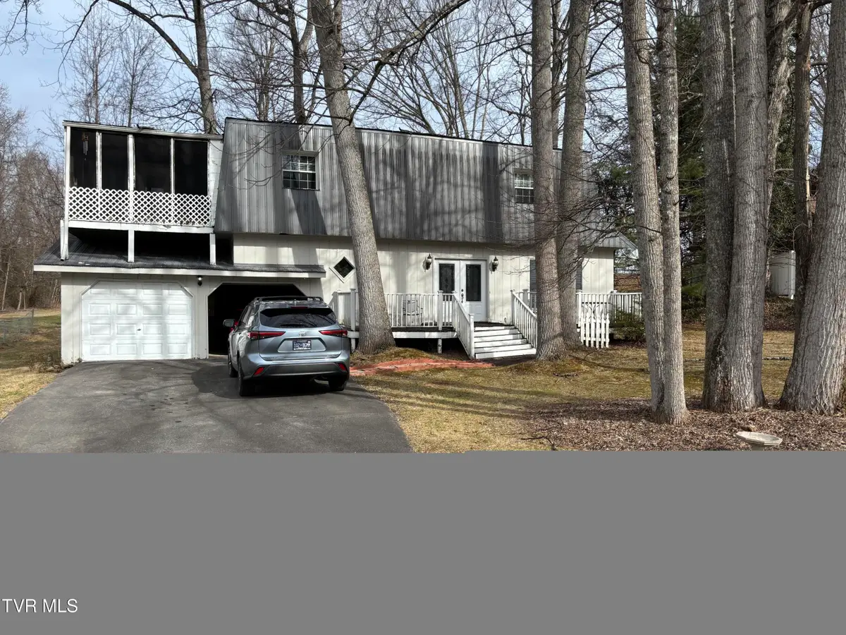 13431 Stone Drive, Bristol, VA 24202 - Image #1