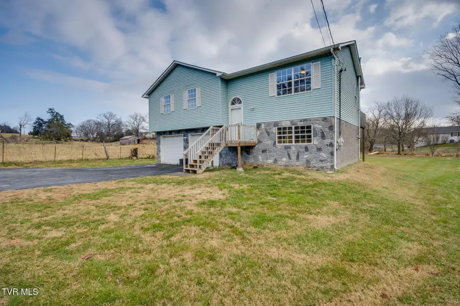 100 Springview Drive, Johnson City, TN 37615 - Image #3