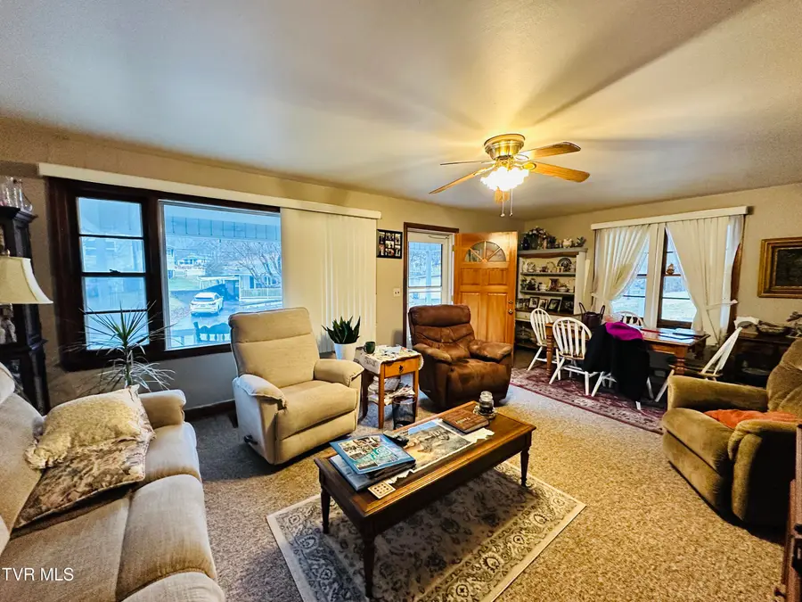 155 Reading Road, Weber City, VA 24290 - Image #3