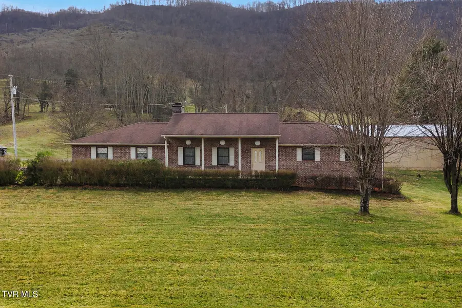 186 Kelly Coomer Road, Big Stone Gap, VA 24219 - Image #3