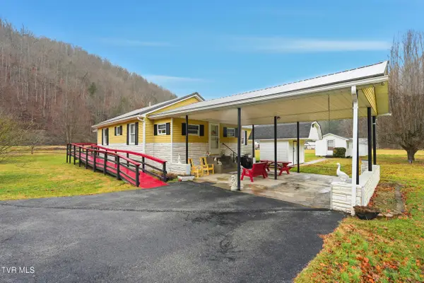 11413 Lyons Fork Road Fork, Coeburn, VA 24230