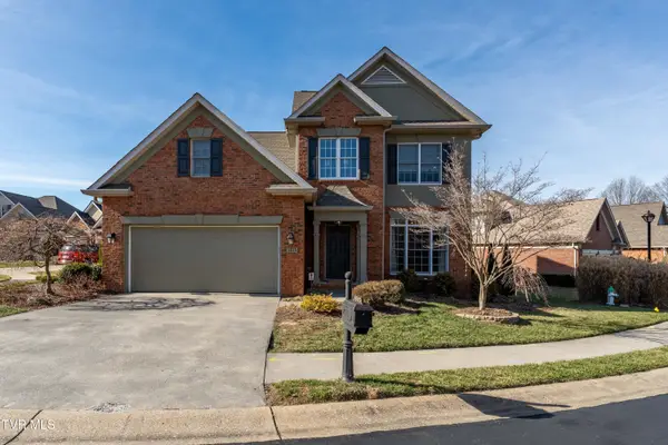 1815 Waters Edge Drive, Johnson City, TN 37604