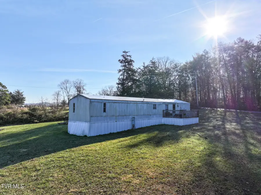1824 Elmer Hayes Road, Mosheim, TN 37818 - Image #3