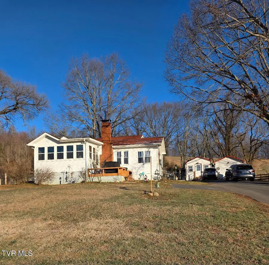 174 Double Springs Road, Fall Branch, TN 37656 - Image #2