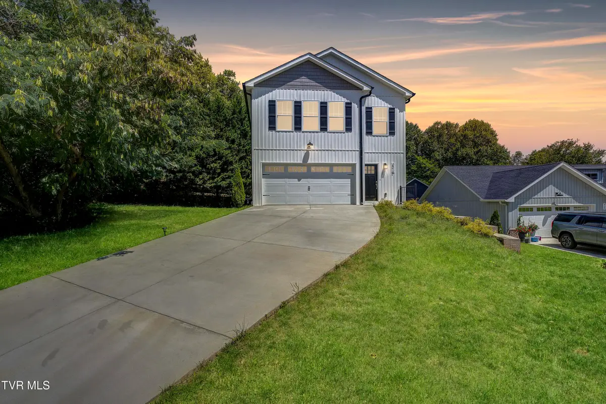 872 Ava Drive, Kingsport, TN 37663 - Image #1