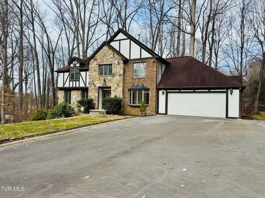 5 Red Fern Circle, Johnson City, TN 37604 - Image #2