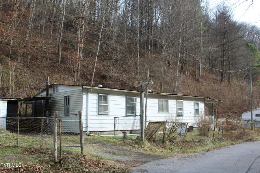 3179 Ely Pucketts Creek Road, Pennington Gap, VA 24277 - Image #2