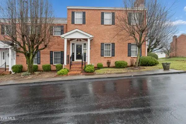 2734 East Oakland Avenue #D33, Johnson City, TN 37601