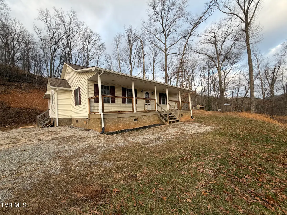 1915 Dante Road, Saint Paul, VA 24283 - Image #1