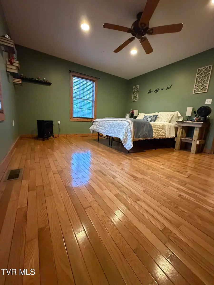 1915 Dante Road, Saint Paul, VA 24283 - Image #2